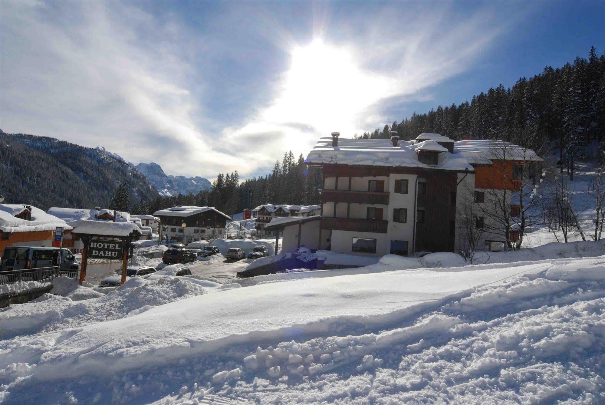 Hotel Dahu Madonna di Campiglio Luaran gambar